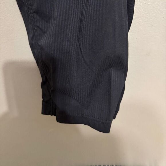 Lululemon Dance Studio Mid-Rise Crop 25" Black size 8 - Picture 5 of 8